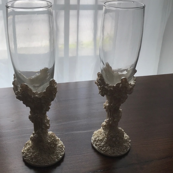 Wedding toast glasses - Picture 1 of 5